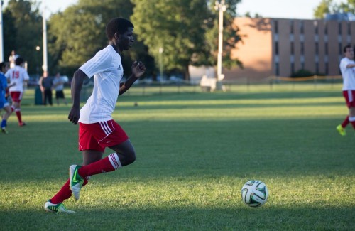 Cardinals Lose to Moody Bible Institute